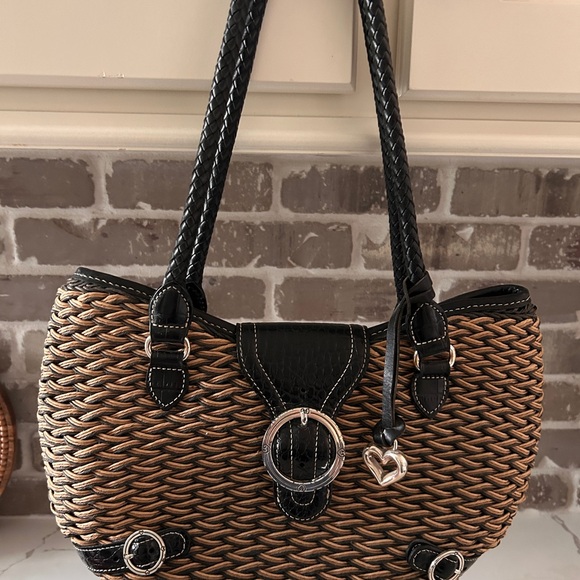 Brighton Handbags - SOLD

VINTAGE!!!! Brighton Woven Tan and Black Shoulder Bag with Heart Charm